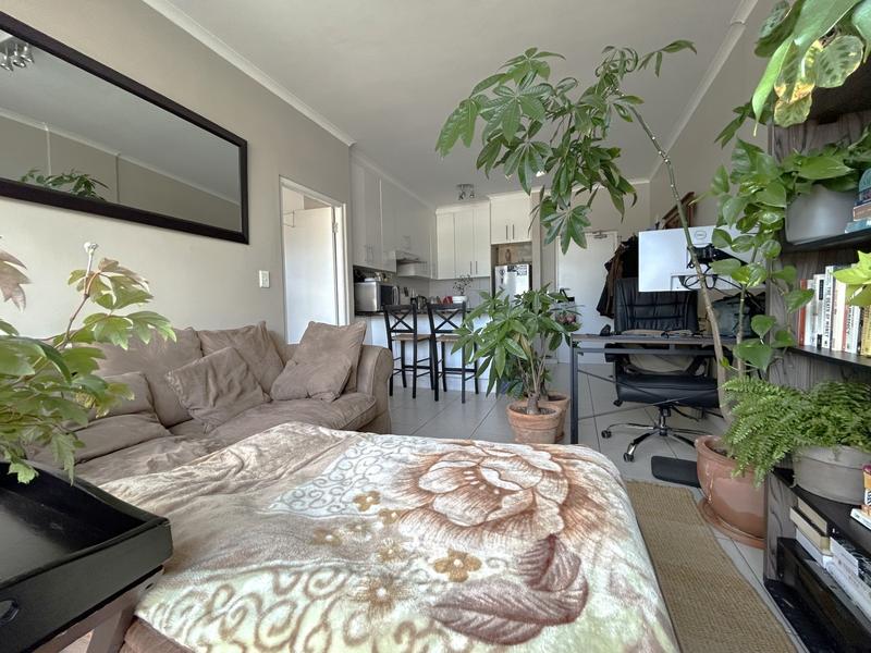 1 Bedroom Property for Sale in Gardens Western Cape